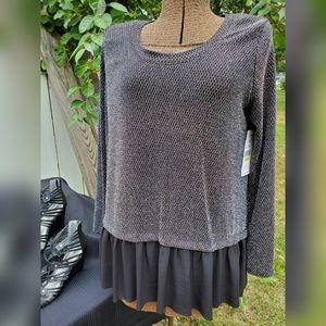 Karen Kane top,  Size M--NWT